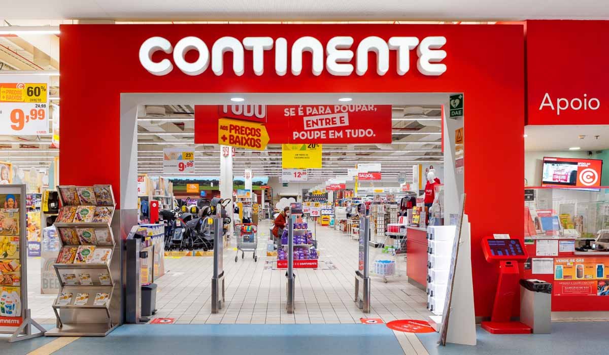 Grocery Store Shopping Navigating Supermarkets in Portugal
