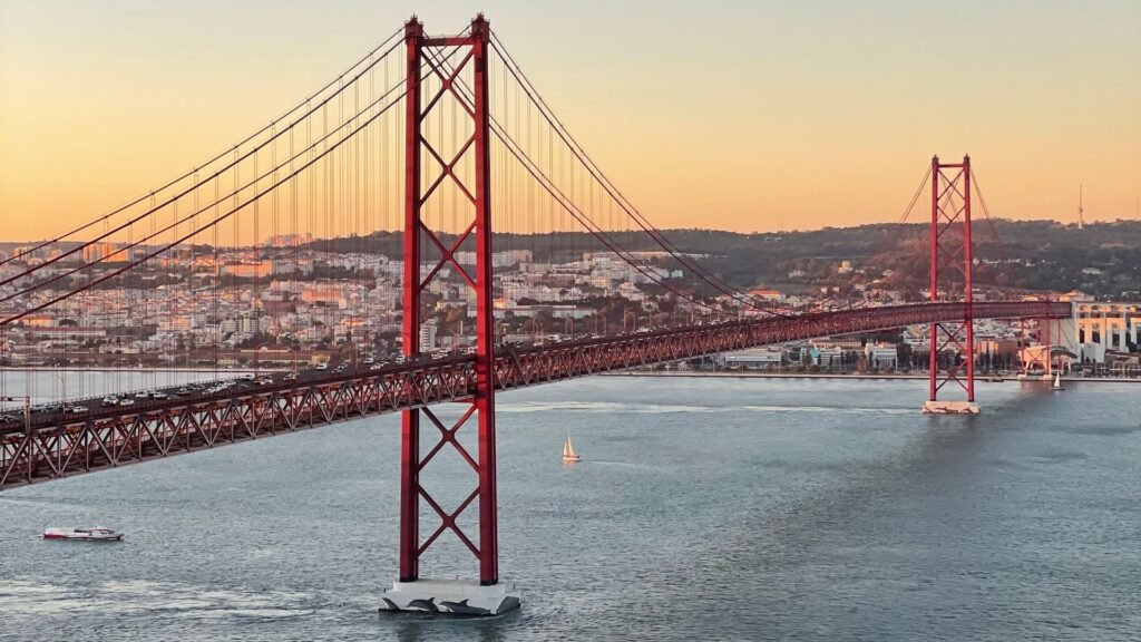 Ponte 25 de Abril Lisbon