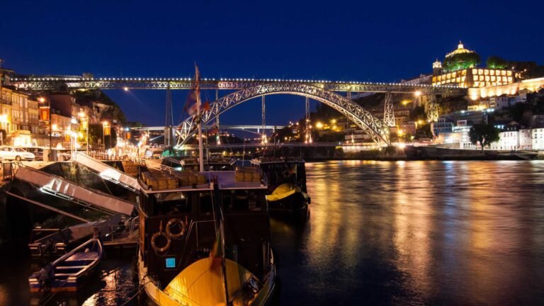 Visite el Puente Don Luis I en Oporto